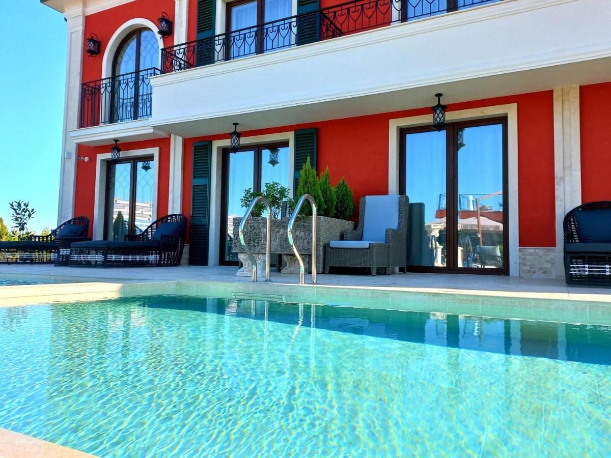 Villas For 4 Or 6 Adults In Therma Village Kranevo Exterior photo