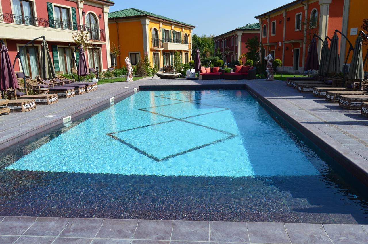 Villas For 4 Or 6 Adults In Therma Village Kranevo Exterior photo